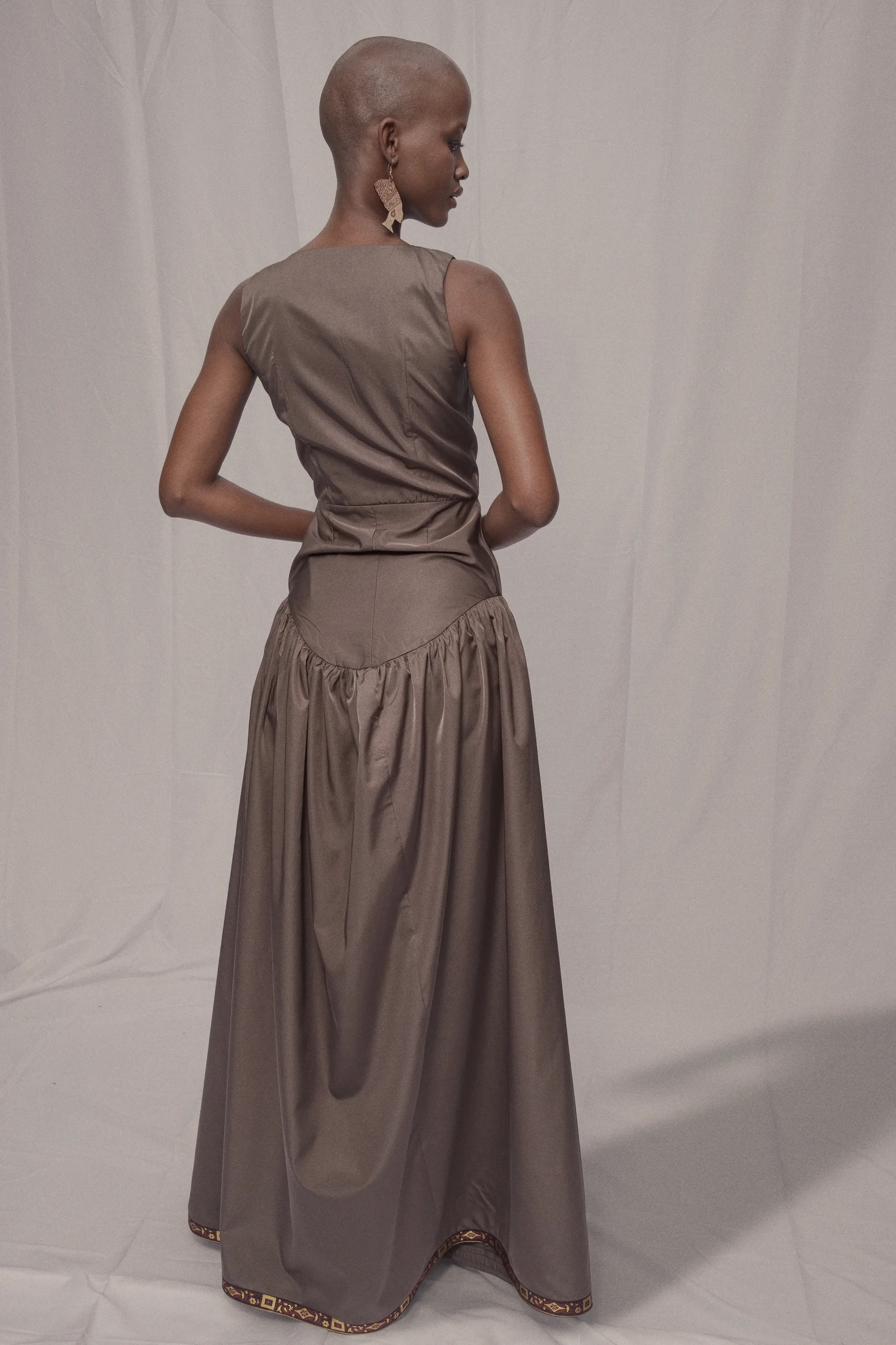 DSCF6897 Silent Drape by Anna Okaria