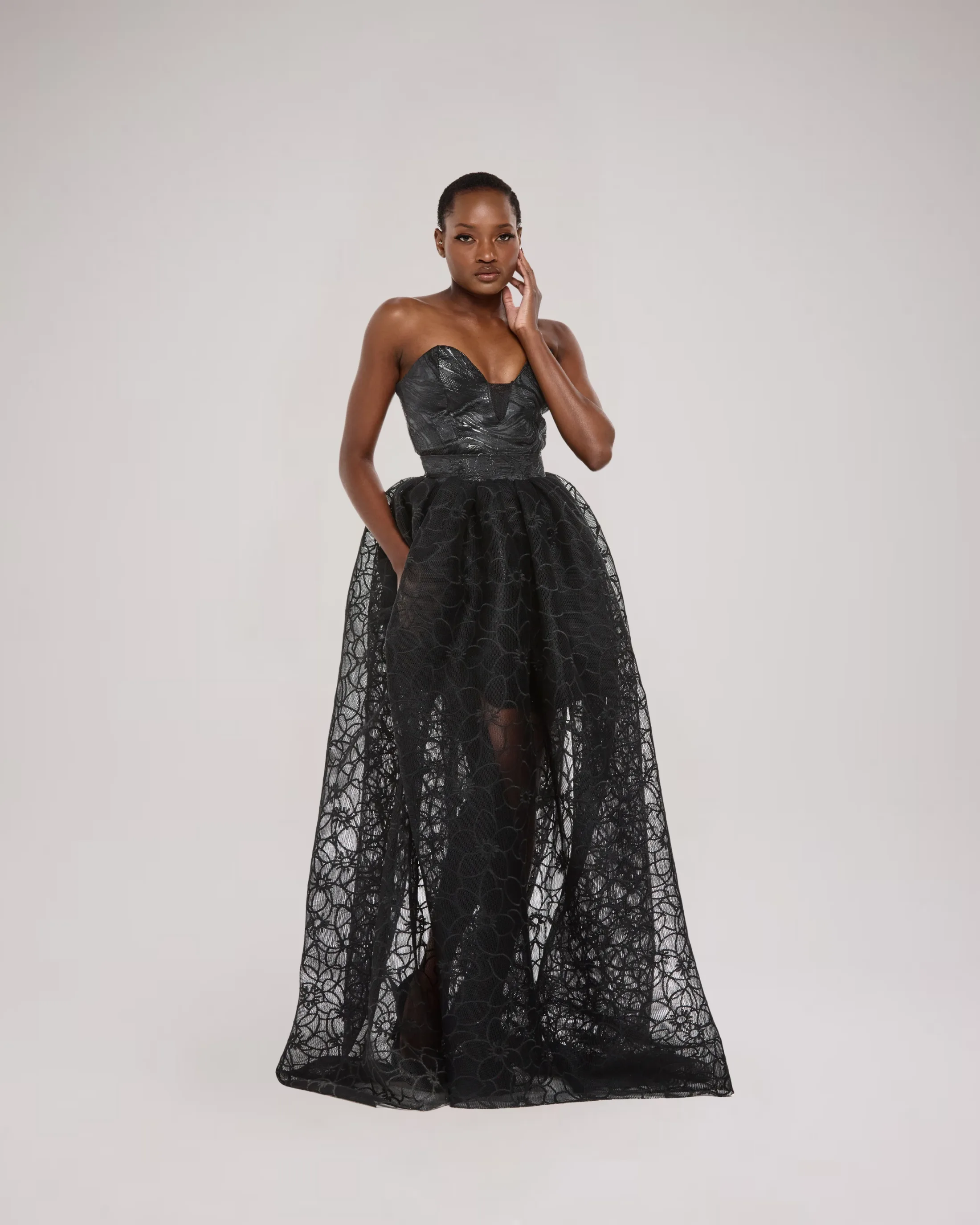 Look 10 by Anna Okaria