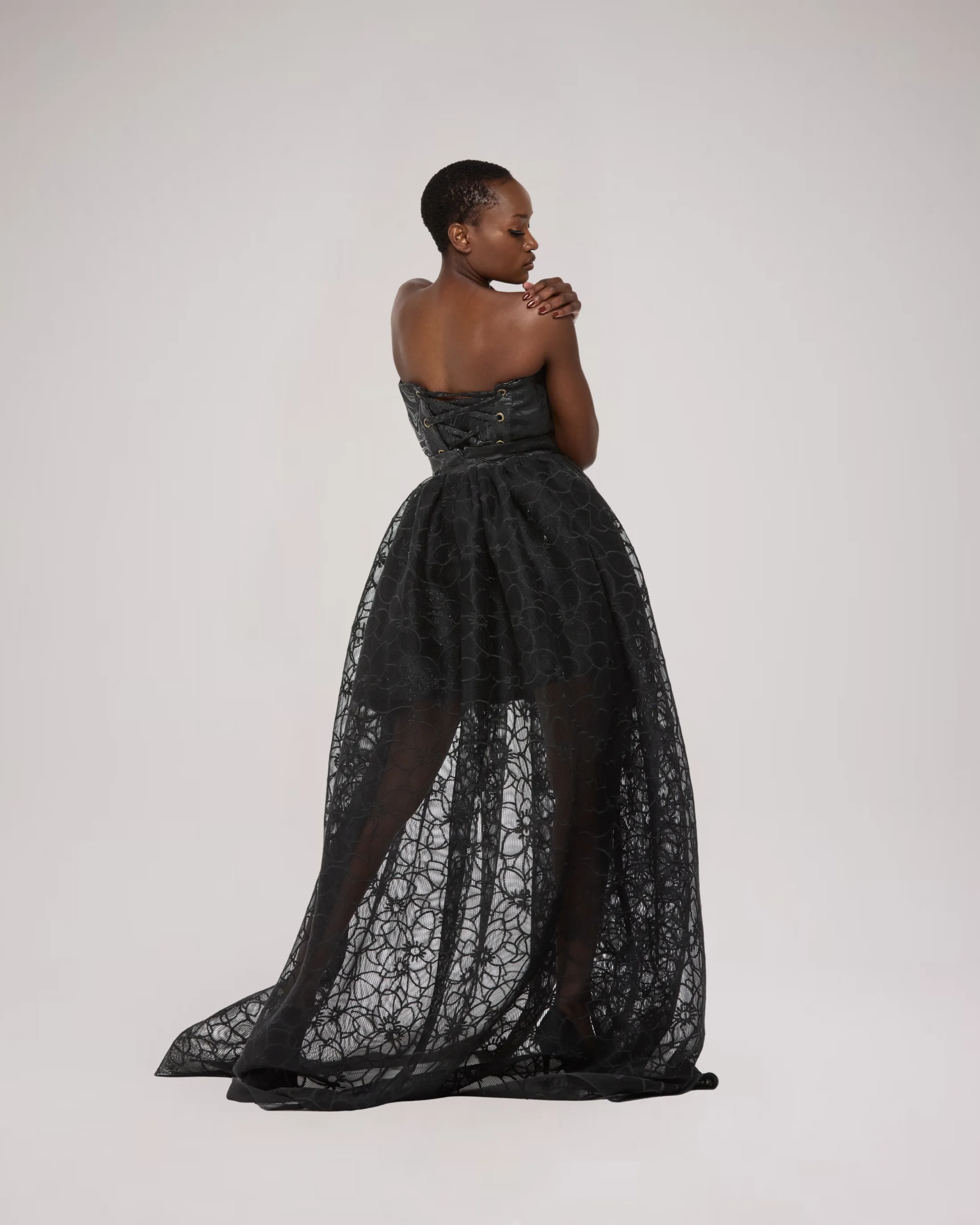 Look 10 by Anna Okaria
