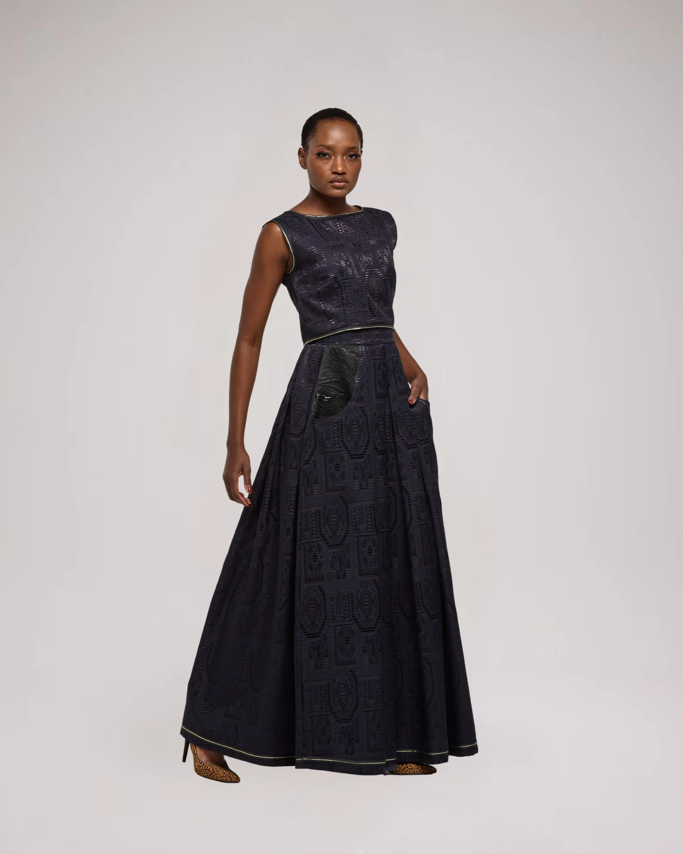 Look 15 by Anna Okaria