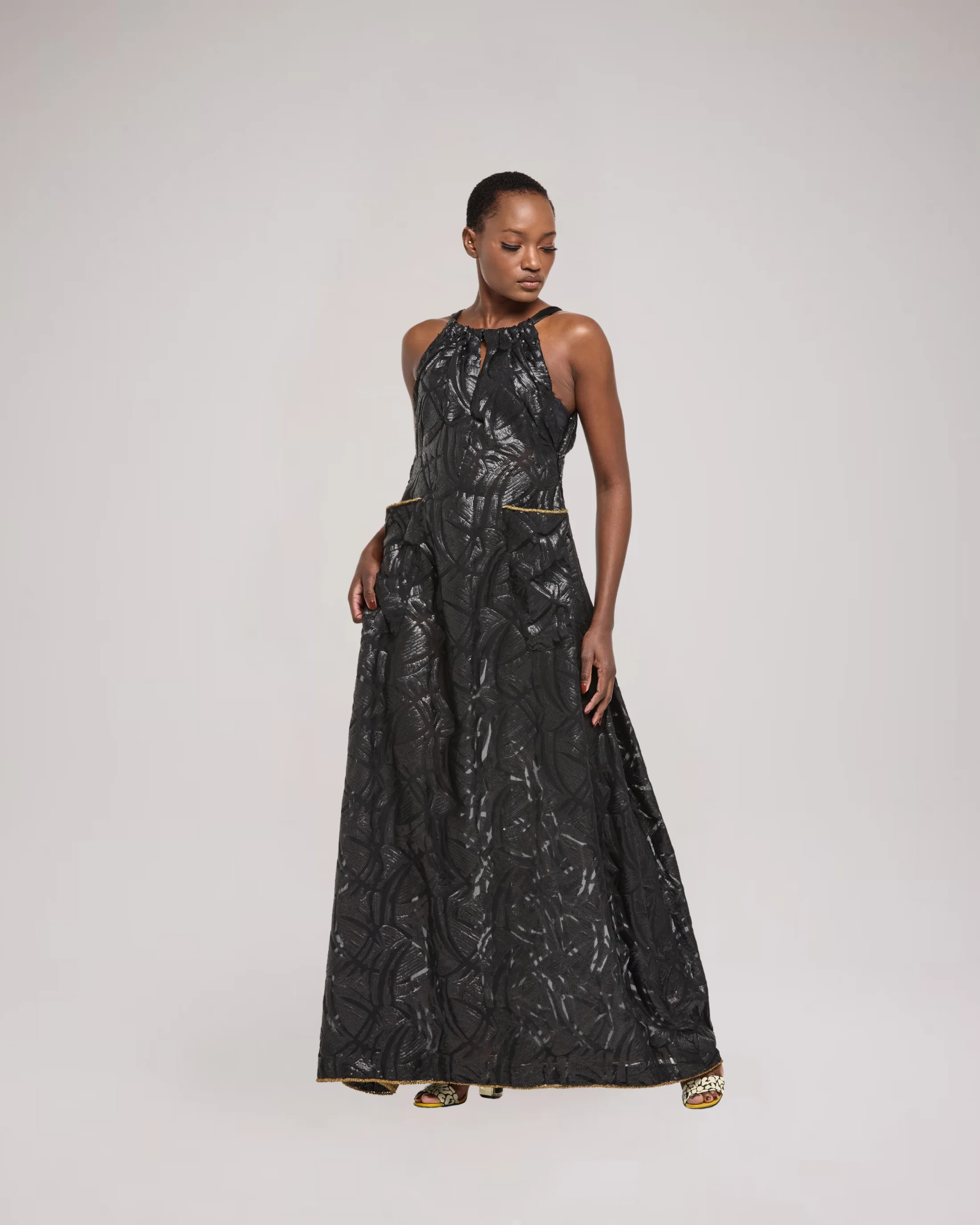 Look 16 by Anna Okaria