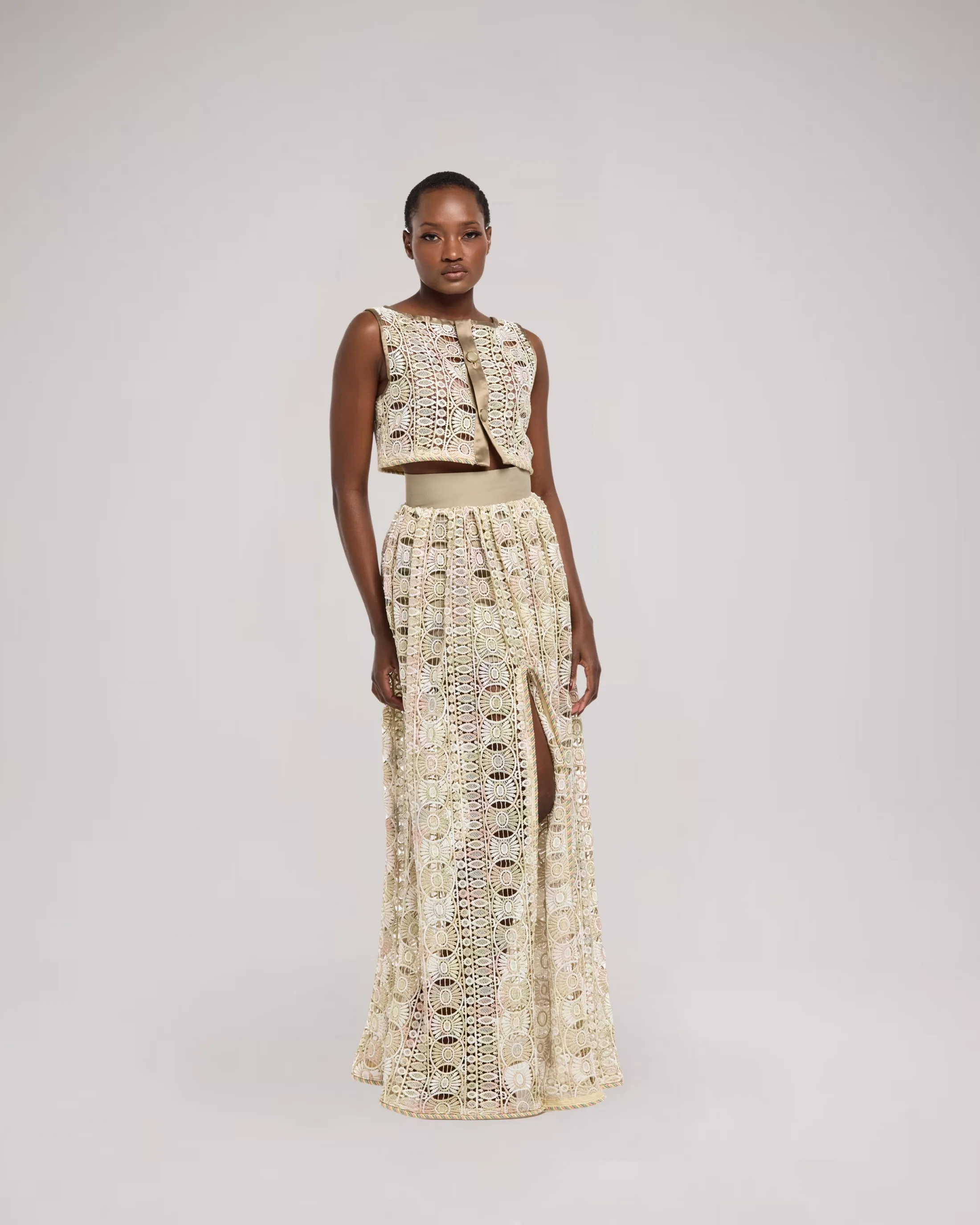 Look 18 by Anna Okaria