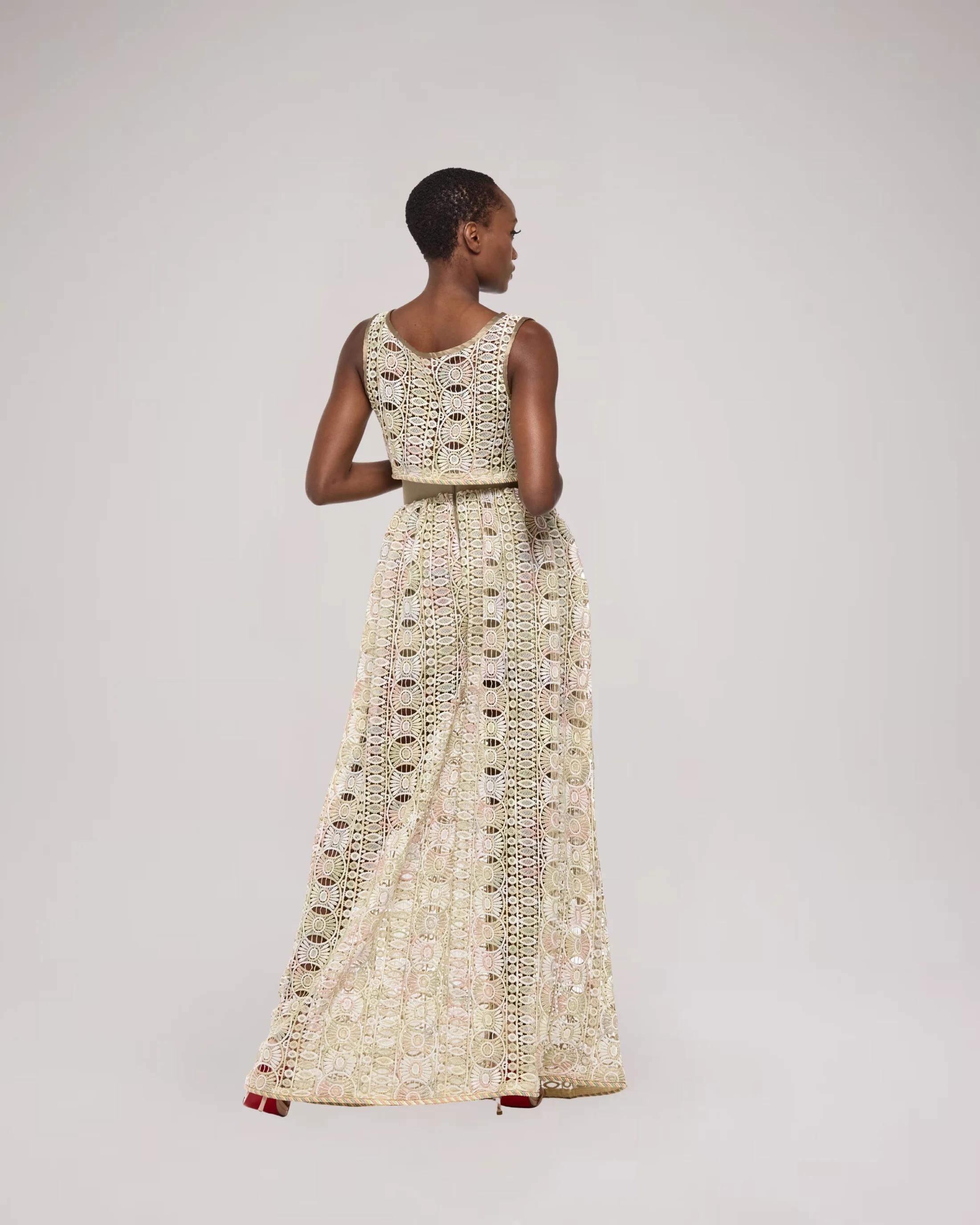 Look 18 by Anna Okaria
