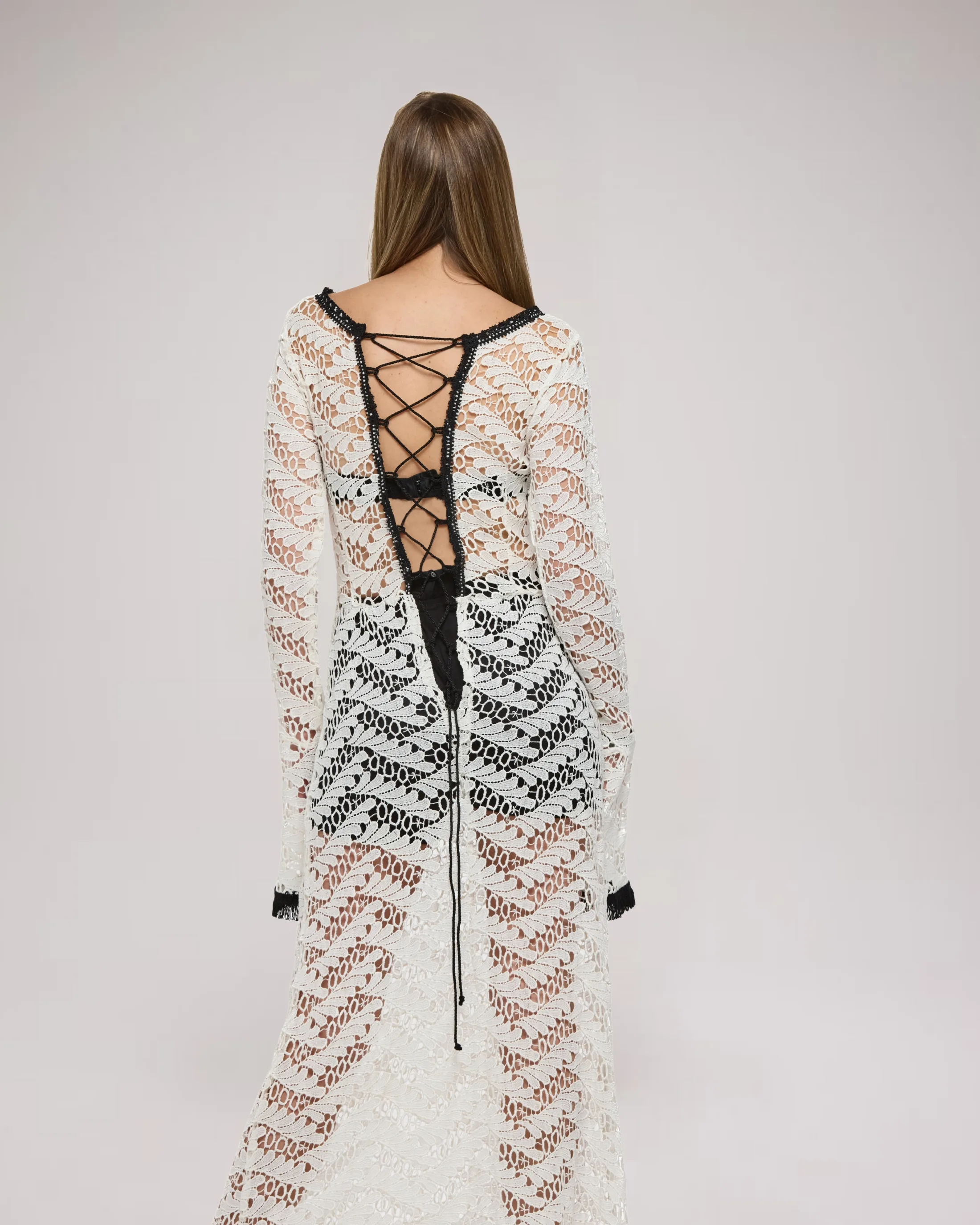 Look 20 by Anna Okaria