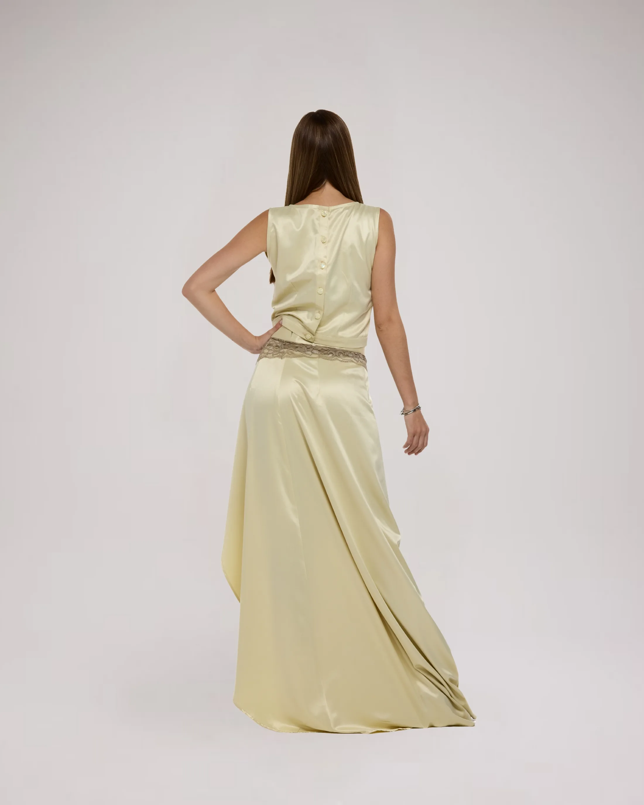 Look 3 by Anna Okaria