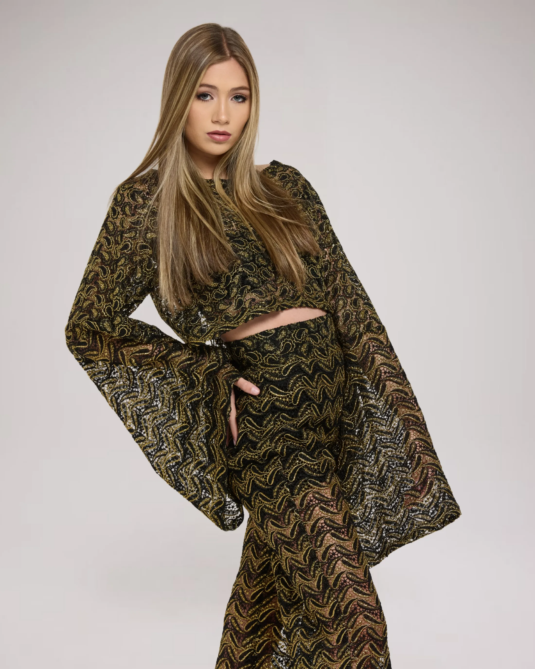 Look 5 by Anna Okaria