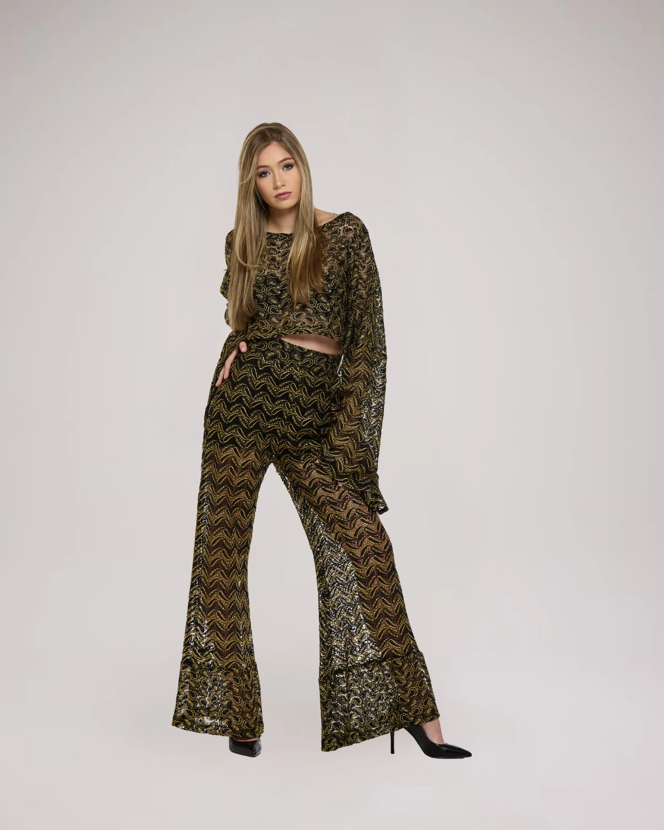Look 5 by Anna Okaria