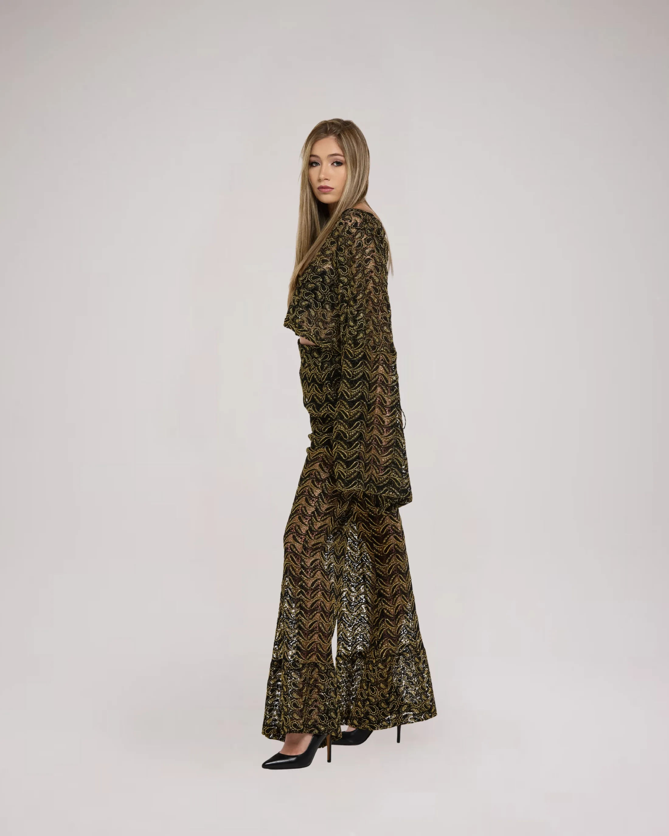 Look 5 by Anna Okaria