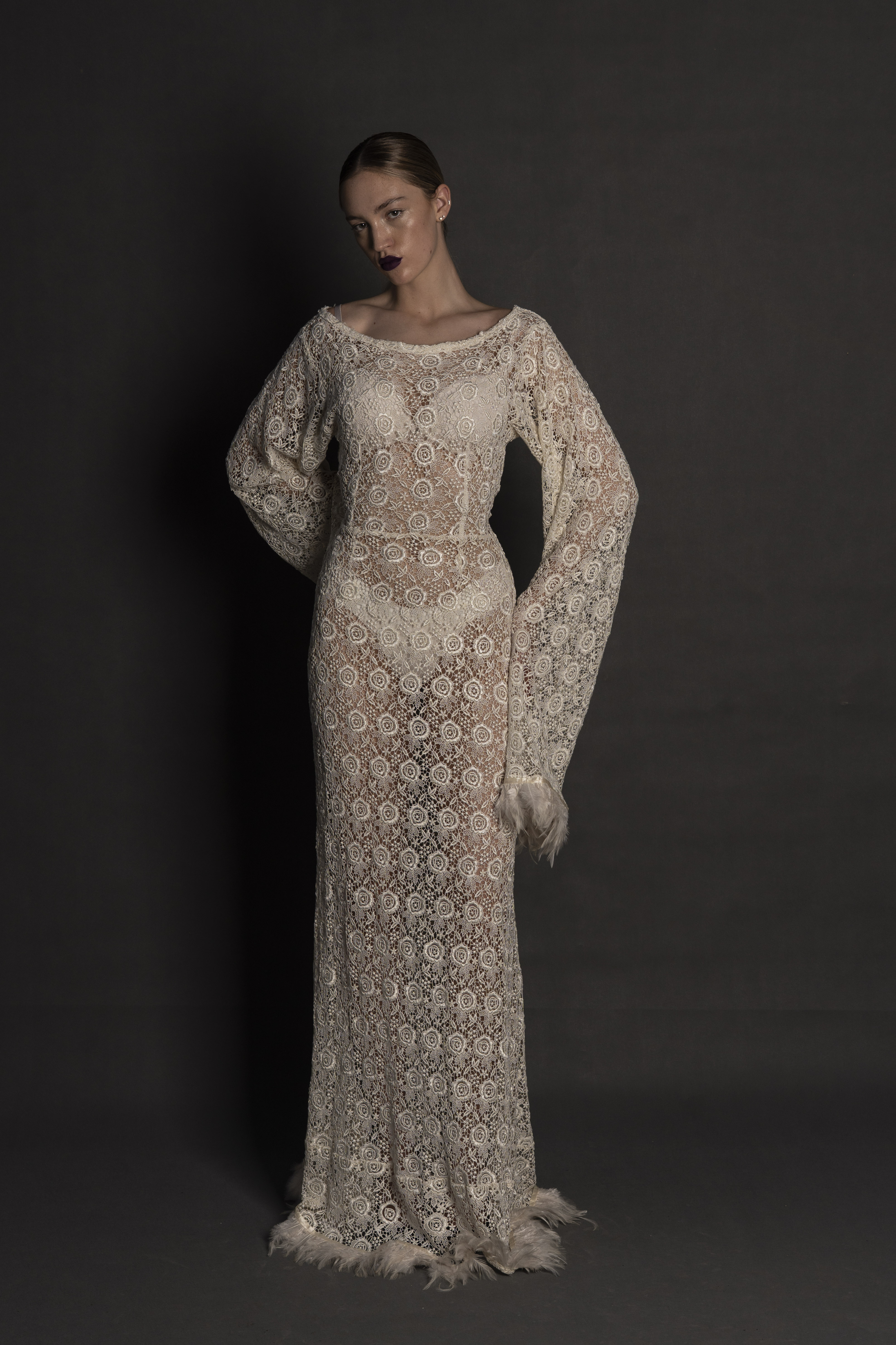 A7405252 by Anna Okaria