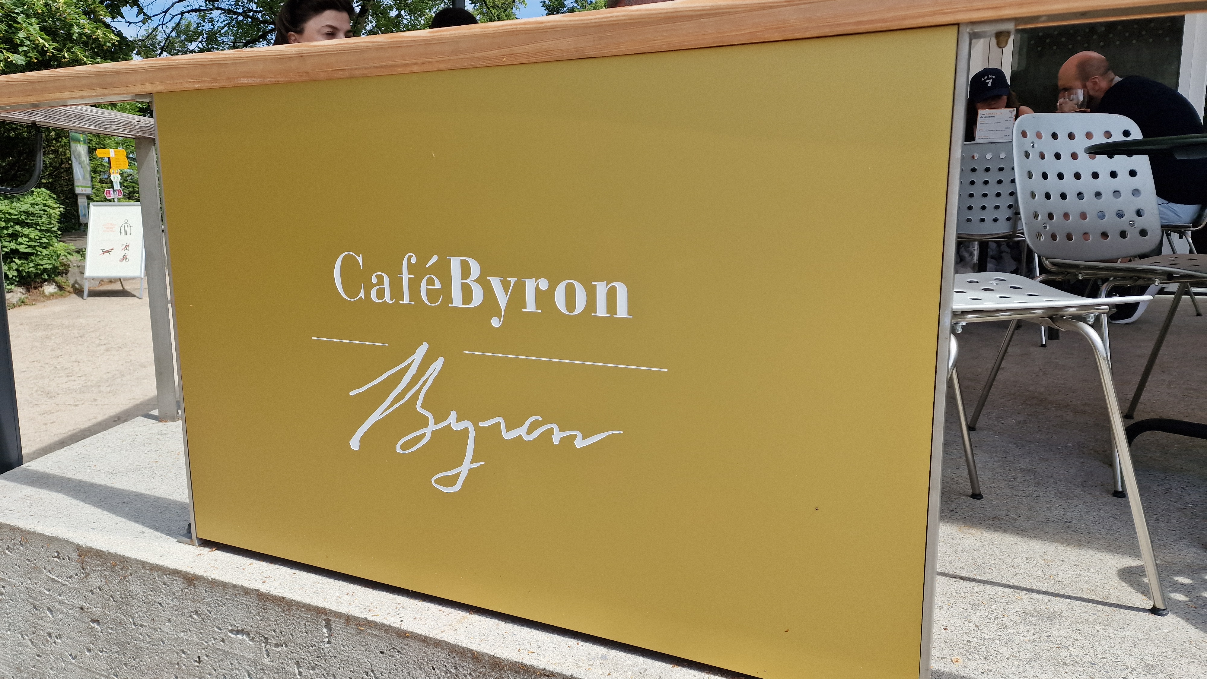 Photo 1 de Café Byron
