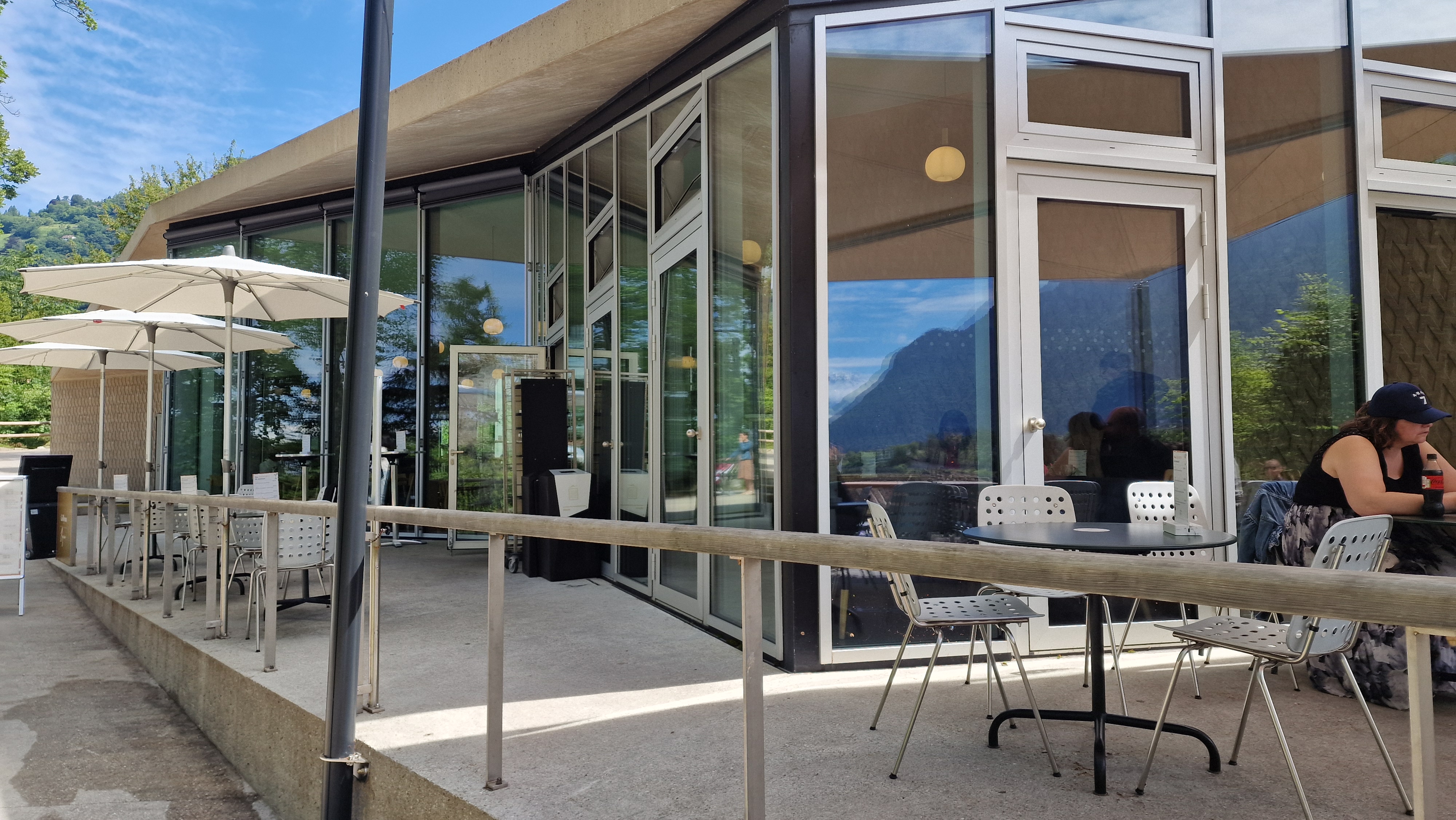 Photo 3 de Café Byron