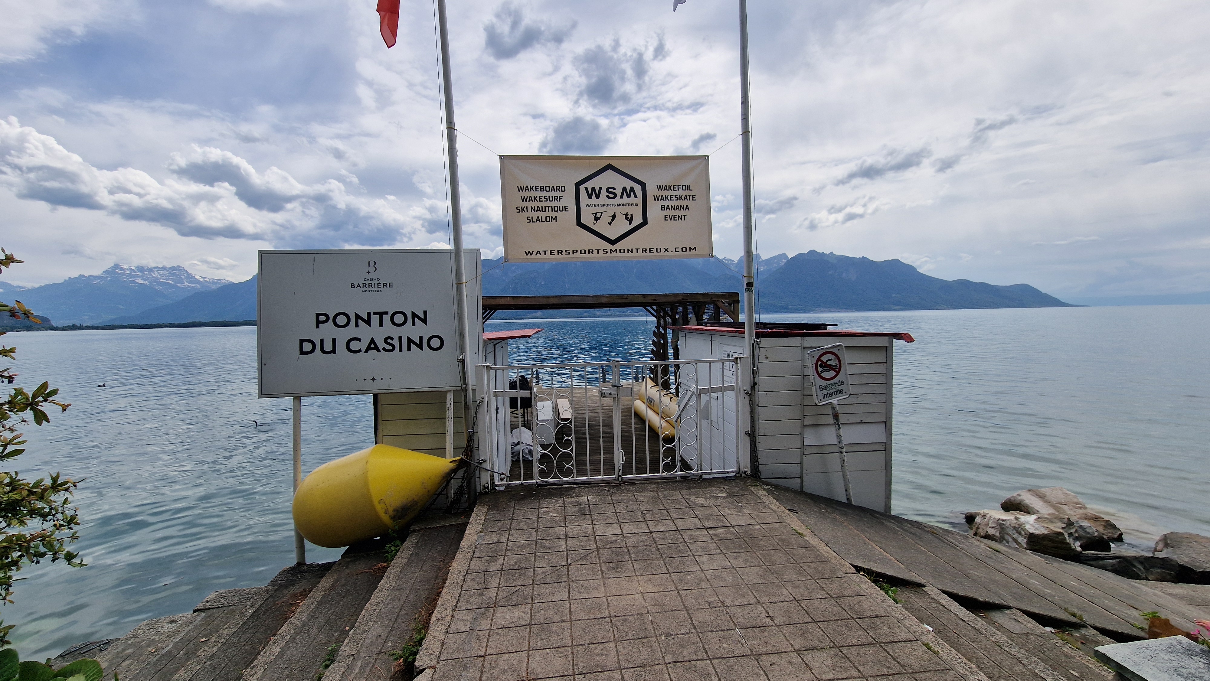 Couverture de Watersports Montreux