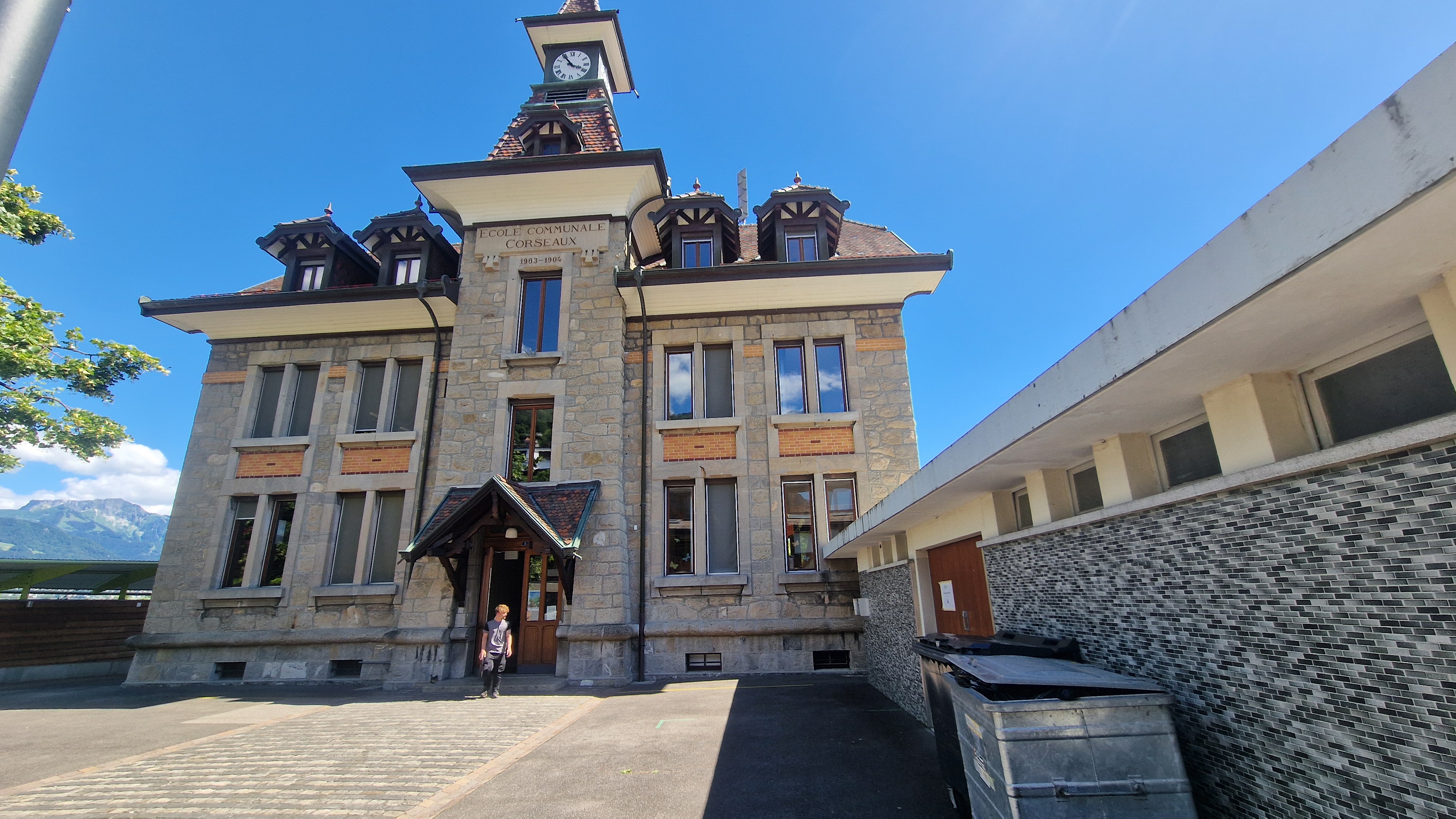 Photo 3 de Ecole Communale Corseaux - 🎓 Écoles & Formations à corseaux