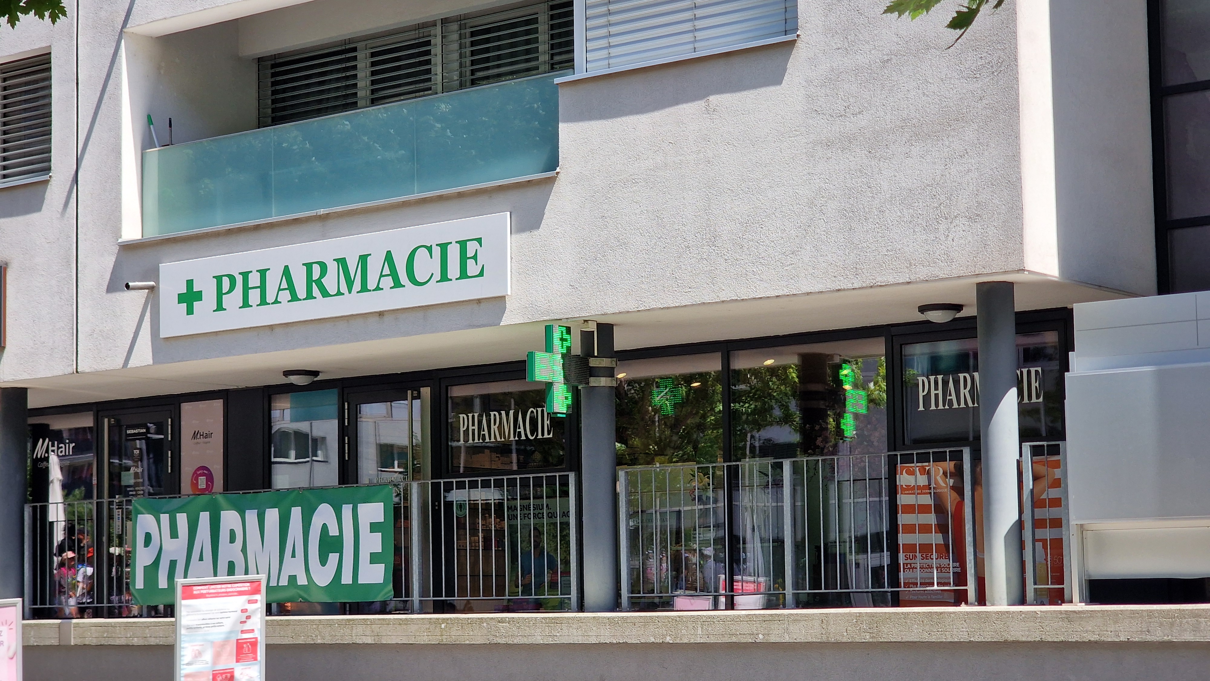 Pharmacie De La Riviera