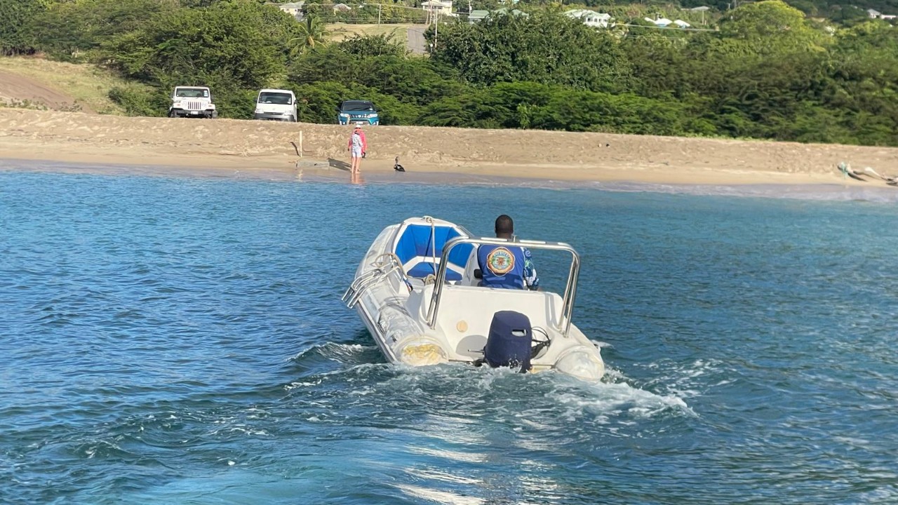 Overseaz Floating Bar  photo 1