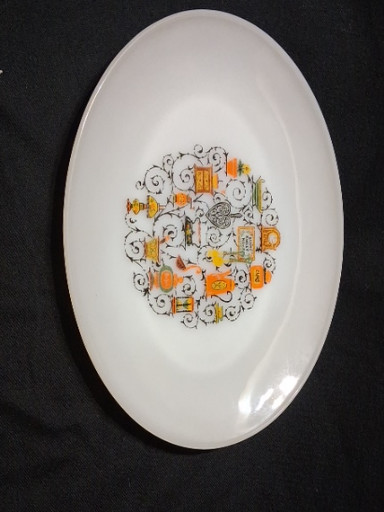 Milk glass oval serving platter with 'Home Sweet Home' design by Anchor Hocking Fire King