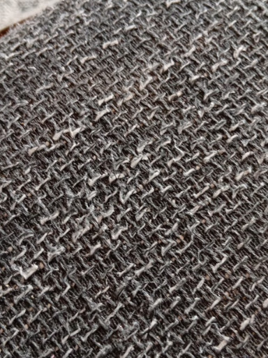 قلادة ذهبية بحجر توباز أزرق بتصميم فيكتوري