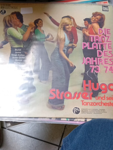 Vinyl LP 'Die Tanzplatte des Jahres 73/74' door Hugo Strasser und sein Tanzorchester
