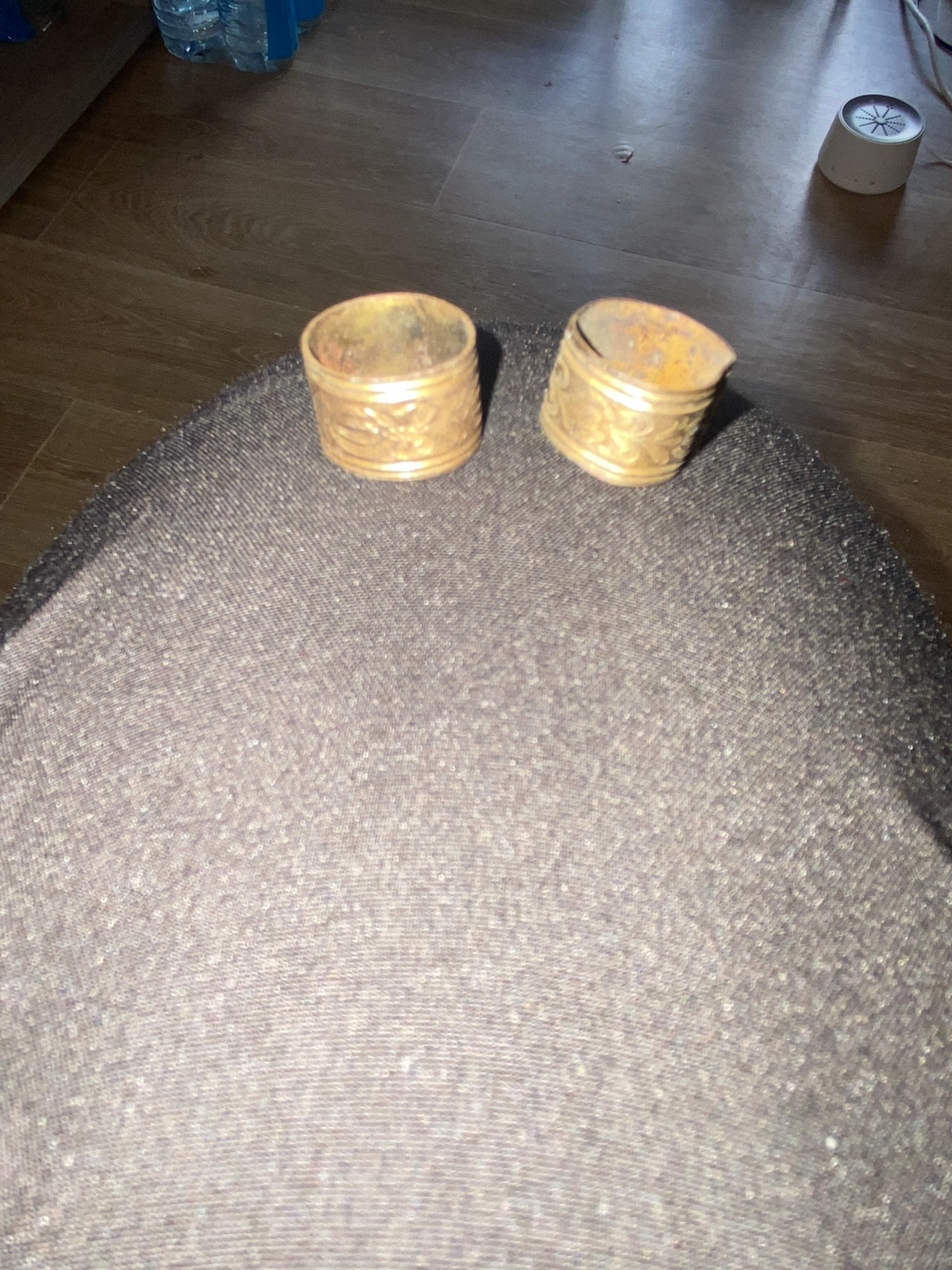 Anneaux de serviette en laiton avec motifs gravés