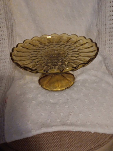 Amber glass pedestal cake stand 'Fairfield' pattern by Anchor Hocking