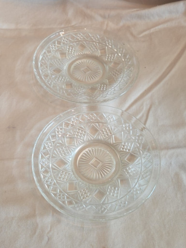 Pair of pressed glass dessert plates with diamond and geometric pattern