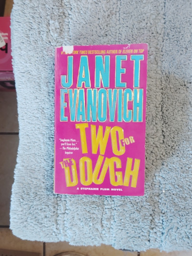 Paperback book titled 'Two for the Dough' by Janet Evanovich