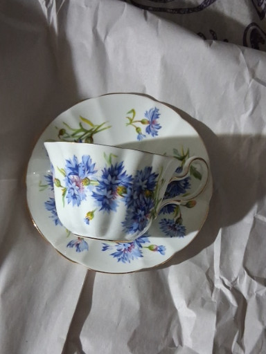 Fine bone china teacup and saucer set with blue cornflower pattern by Adderley England