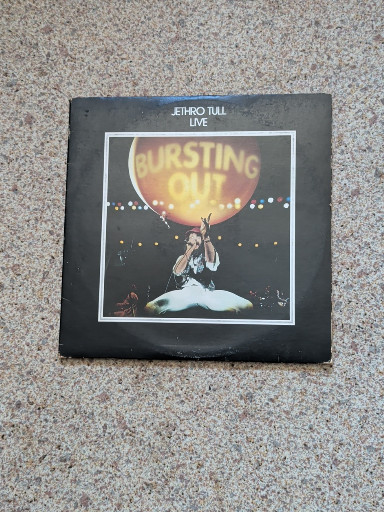 Vinyl LP album 'Bursting Out' by Jethro Tull