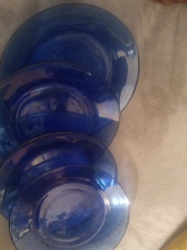 Cobalt blue glass dinnerware set 'Rondo Sapphire' by Bormioli Rocco, 4 salad plates in mint condition
