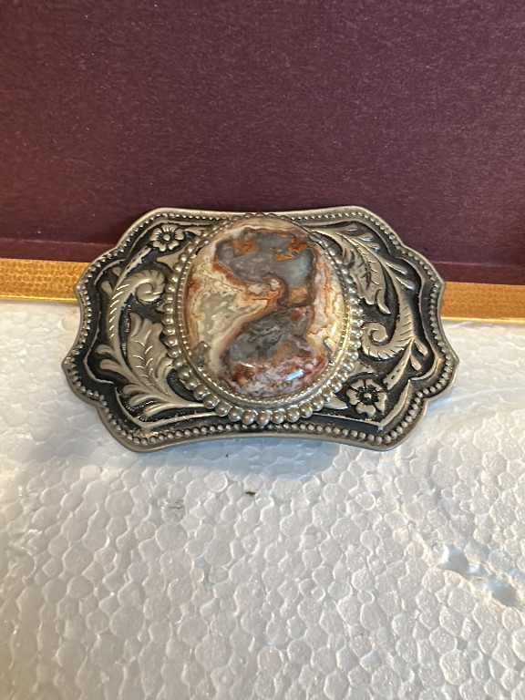 Brass belt buckle with agate stone cabochon