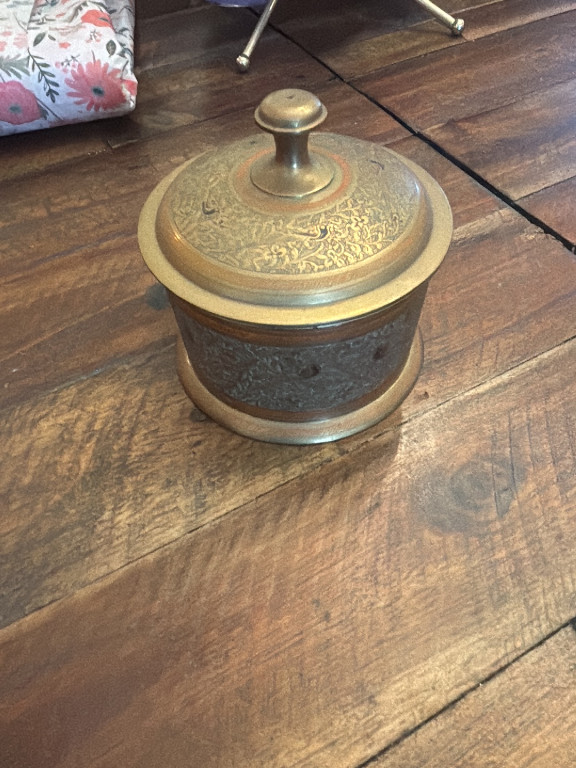 Brass trinket box with engraved lid