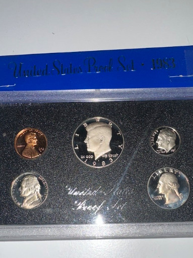 United States Mint Proof Set 1983-S in original government packaging