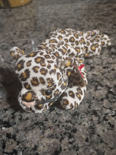 Plush toy titled 'Freckles' by Ty Beanie Babies