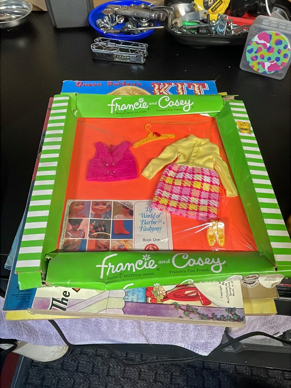 Mattel 'Snazz' fashion outfit for Francie and Casey dolls