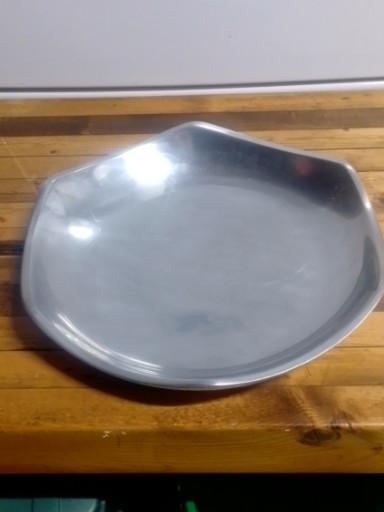 Aluminum alloy serving bowl, model 533G by Nambe