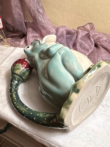 Majolica-style ceramic frog pitcher