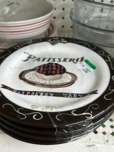 Stoneware dessert plate titled 'Patisserie Raspberry Tart' from the Sweets Collection by Angela Staehling for Oneida