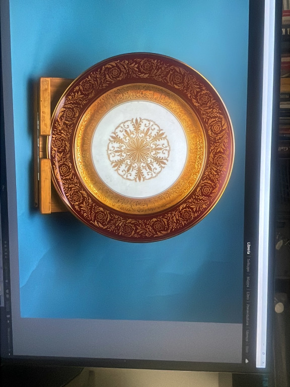 Piatto decorativo in porcellana 'Medaglione Rosso e Oro' di Tirschenreuth Bavaria