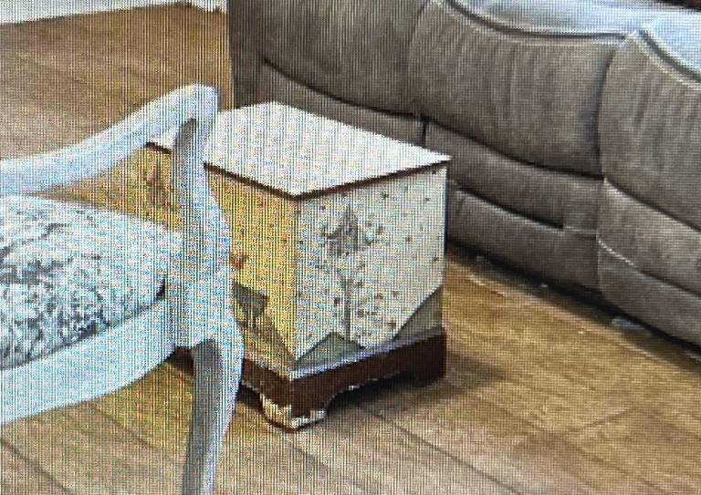 Seagrass storage chest with wooden base