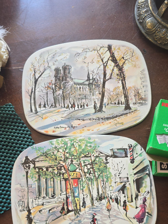 Metal decorative trivets with Paris scenes by Puillery