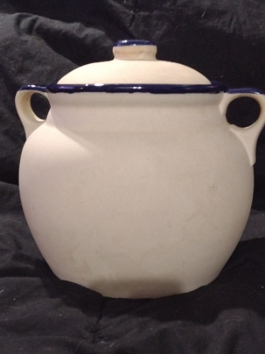 Stoneware bean pot with lid by Gailstyn-Sutton Mountainside