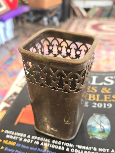 Brass reticulated pencil or brush holder with pierced decorative pattern