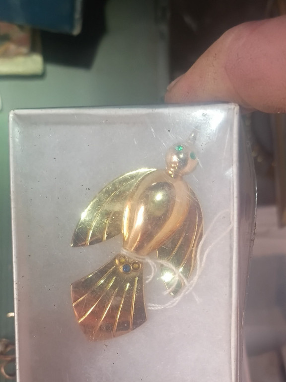 Gold-tone bird brooch by Coro Pegasus