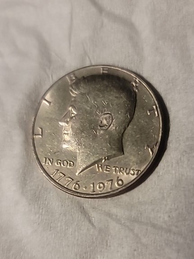1776-1976 Kennedy Bicentennial Half Dollar (copper-nickel clad)