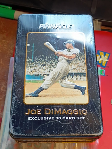 Pinnacle Joe DiMaggio Exclusive 30 Card Set in limited edition tin case