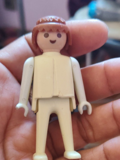 Figura de plástico Playmobil de mujer con cabello castaño por Geobra