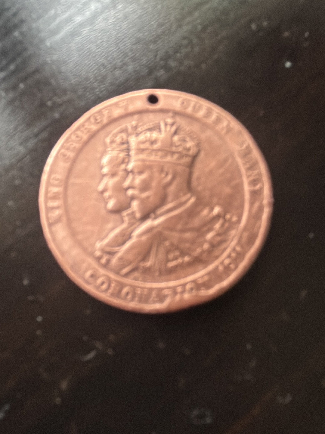 Bronze commemorative medal of King George V and Queen Mary's coronation