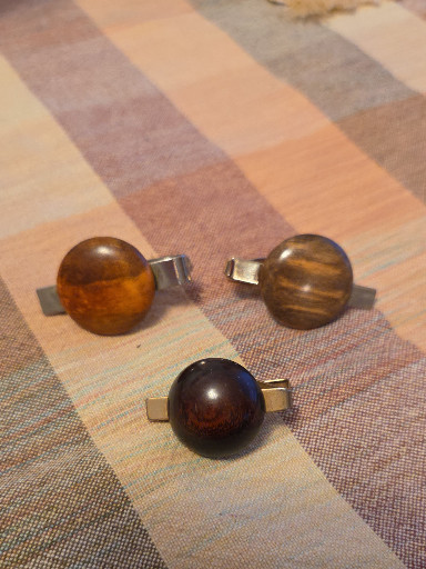 Tiger's eye stone cufflinks and tie tack set with silver-tone metal mounts