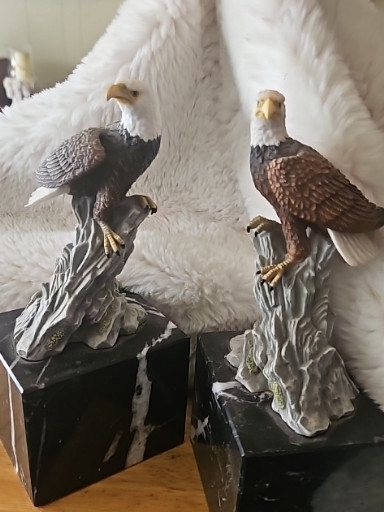 Resin figurines titled 'Freedom End to End American Bald Eagle Bookends'
