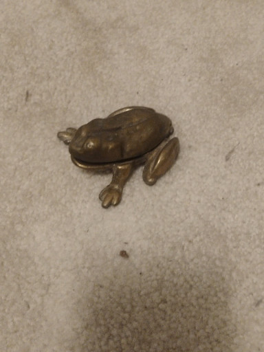 Brass articulated frog trinket box or match holder